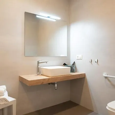 Apartment Virgen De La Luz 3 *